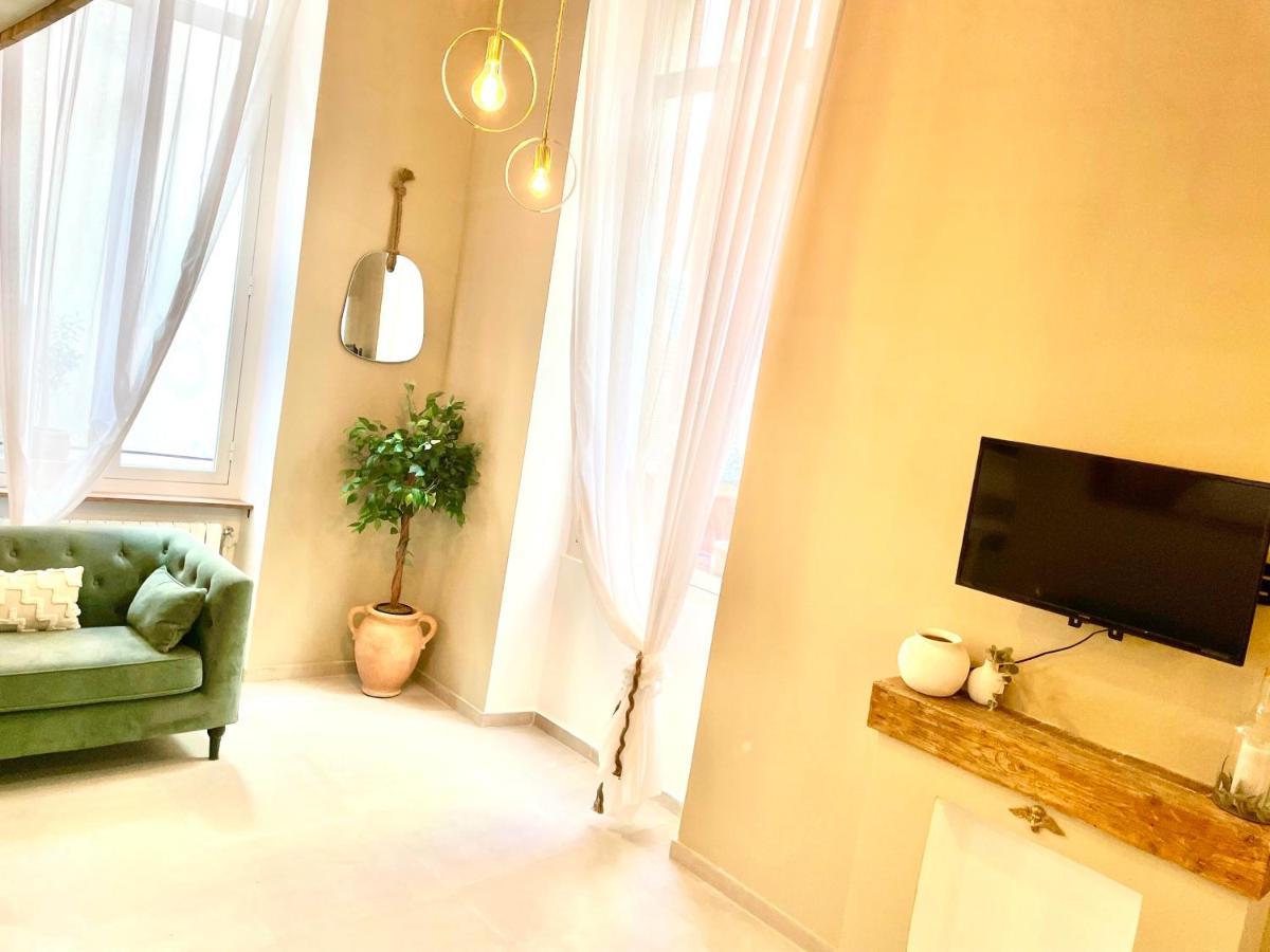 Spacious Loft, Duplex, Old Town, 3 Bedrooms - Easy Check-In Νίκαια Εξωτερικό φωτογραφία