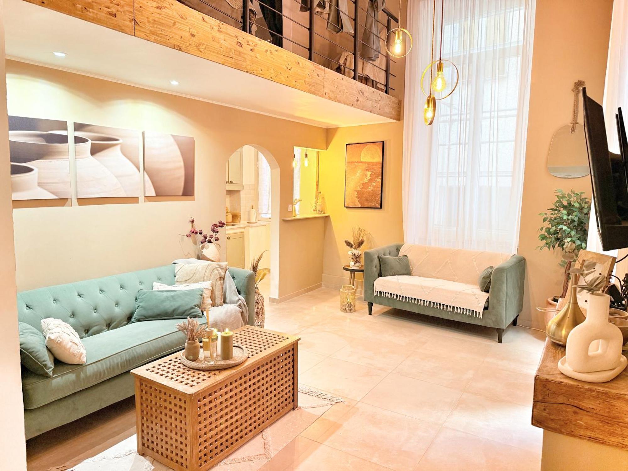 Spacious Loft, Duplex, Old Town, 3 Bedrooms - Easy Check-In Νίκαια Εξωτερικό φωτογραφία